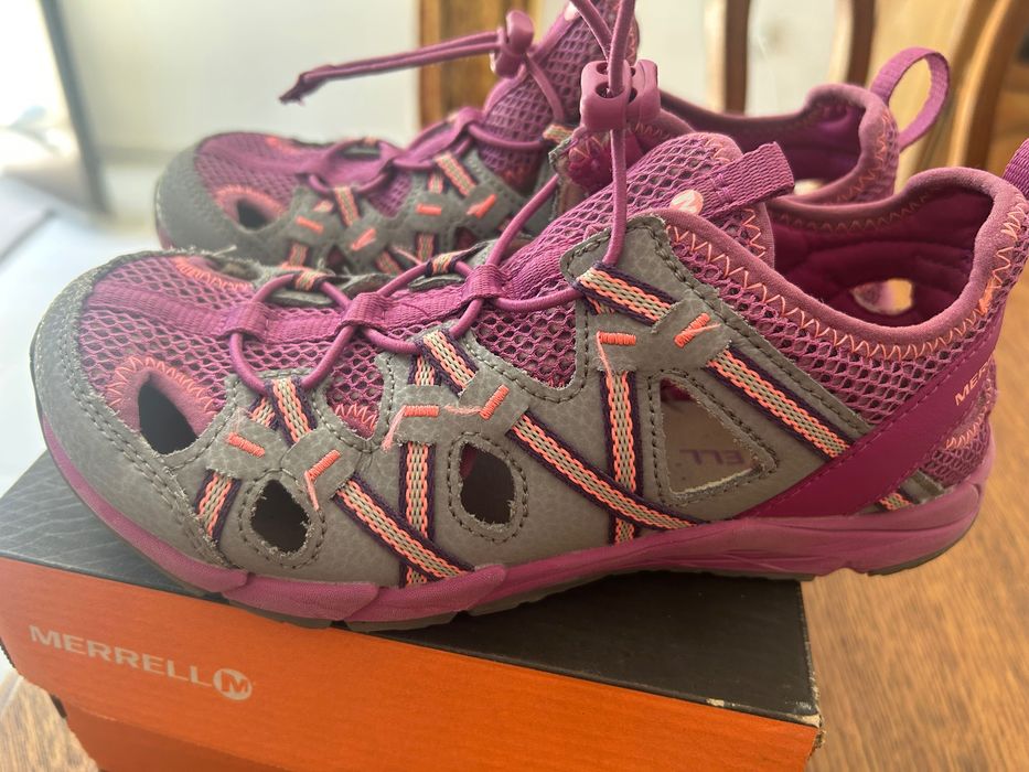 Сандали-спортни Merrell 35 номер, обувани еднократно