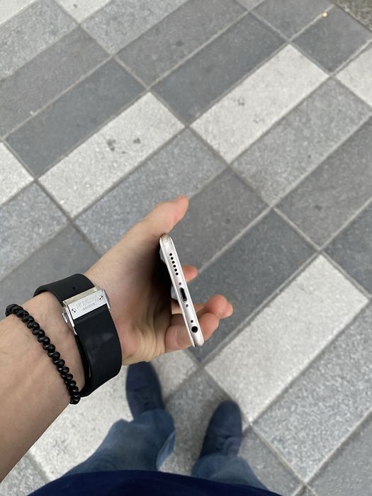 iphone 6 sotiladi