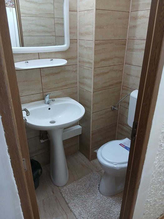 Ap. 2 camere, decomandat, 2 bai, M21, etaj 1