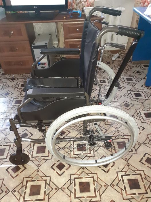 Продам вертикализатор и коляску