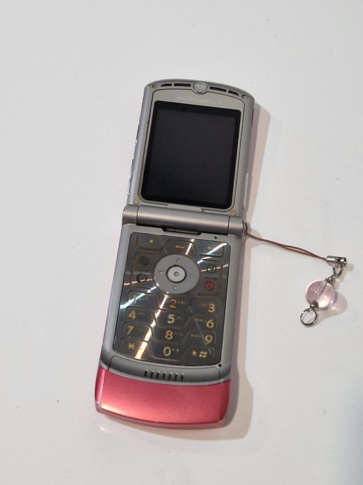 Telefon Motorola v3