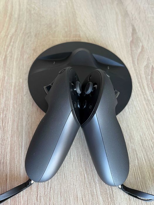 Meta Quest Pro | 256GB | VR/MR Headset + калъф