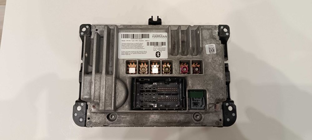 Jeep Grand Cherokee WK2 оригинална мултимедия