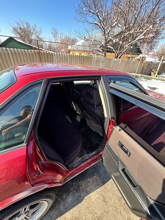 Ауди 80, объем 1.8