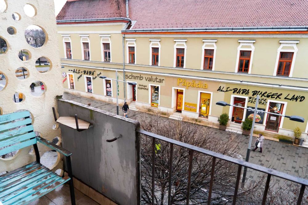 Apartament 2 camere de inchiriat - zona Ultra Centrala - Satu Mare
