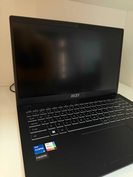Dracula Amanet: Laptop MSI 15 B11M.