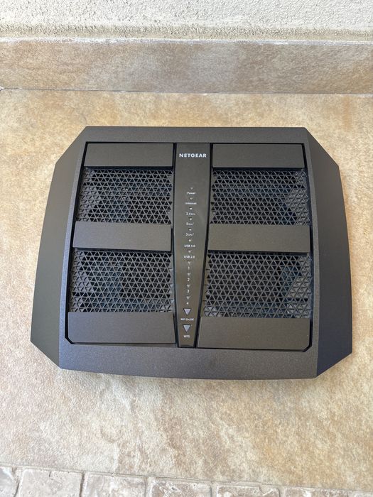 Router Netgear X6S AC400 Pentru piese