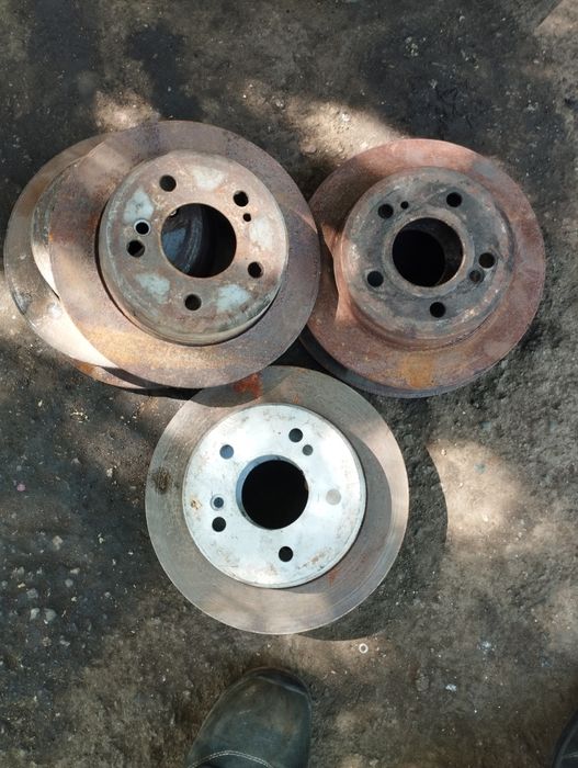 Тормозные диски Mercedes