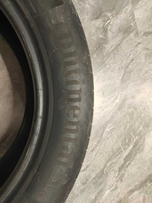 Продам летние шины для автомобиля премиум класса.