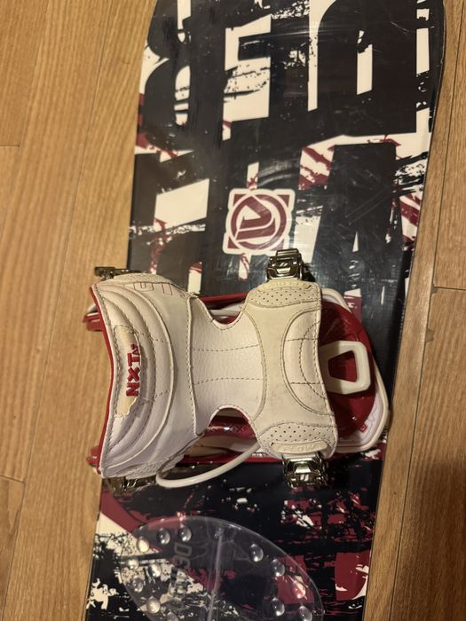 Placa Flow 151 , legaturi Flow si boots Flow 41