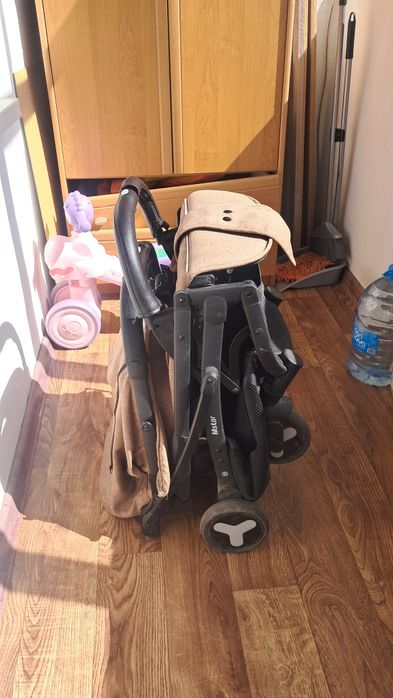 Коляска детская прогулочная