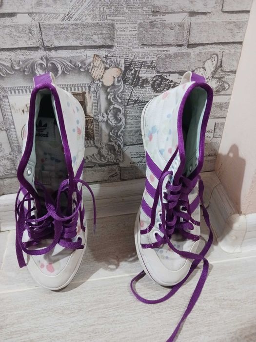 Кецове платнени adidas