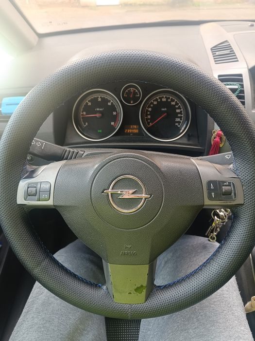 Опел Зафира Б 2005г.