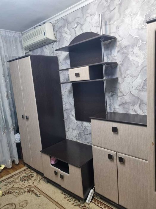 Продам срочно стенку