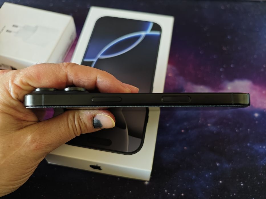 Iphone 16 Pro Black Titanium 128gb/ Гаранция