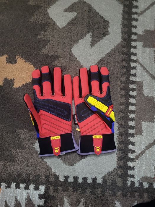 Перчатки рабочими