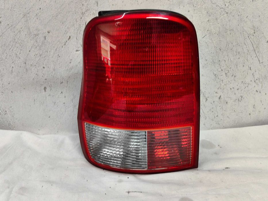 Оригинален стоп Киа  Kia Carnival