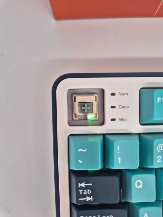 Tastatura Royal Kludge S98 Verde Turcoaz Pale Green Switch