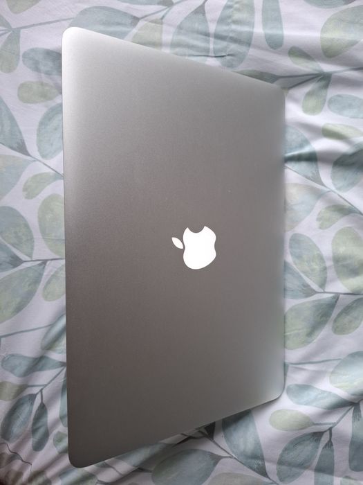 MacBook Air I5 A1466