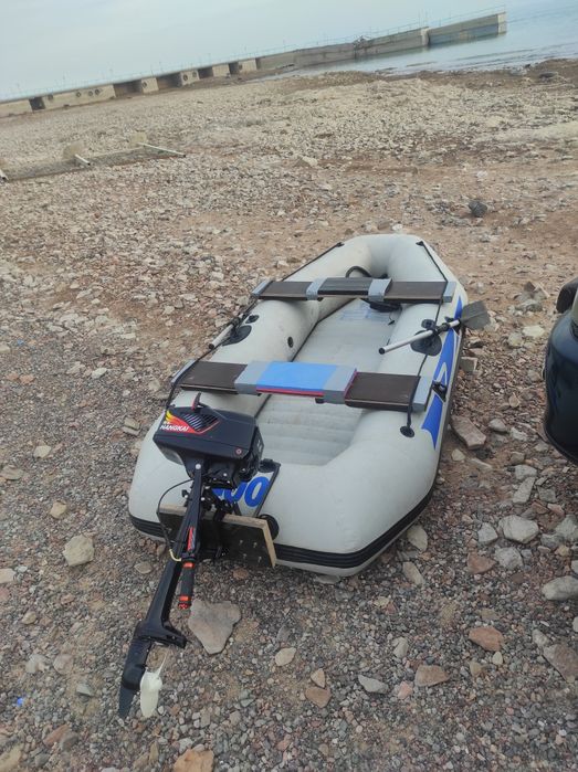 Продам лодку ПВХ с мотором