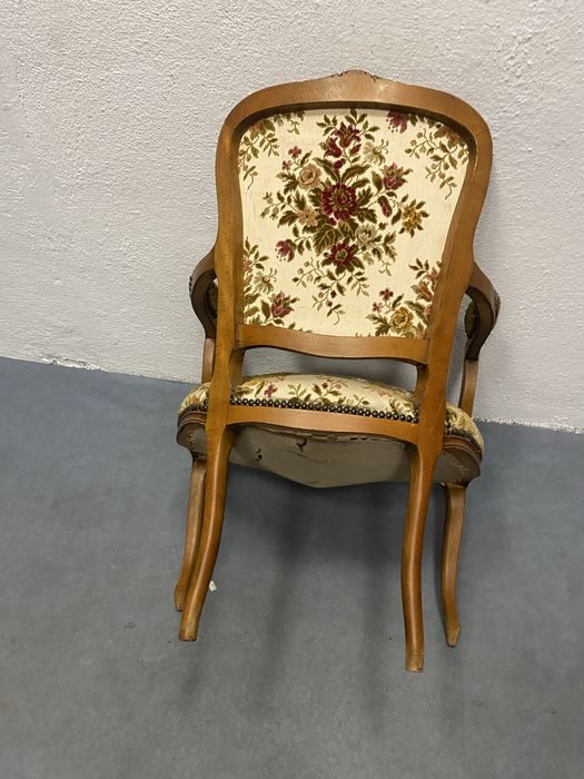 Френско бароково кресло от дъб