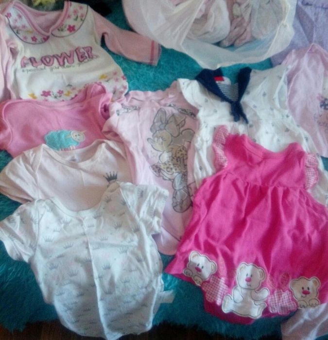 Продаю вещички для малышей
