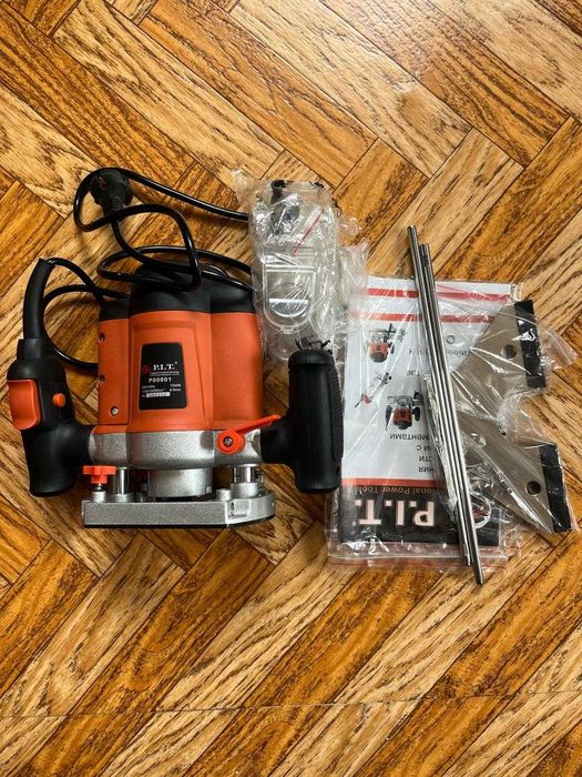 Продам фрезер новый 1500ват