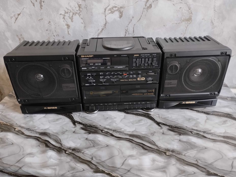 Японский кассетник Sharp GX -CD60HT с колонками