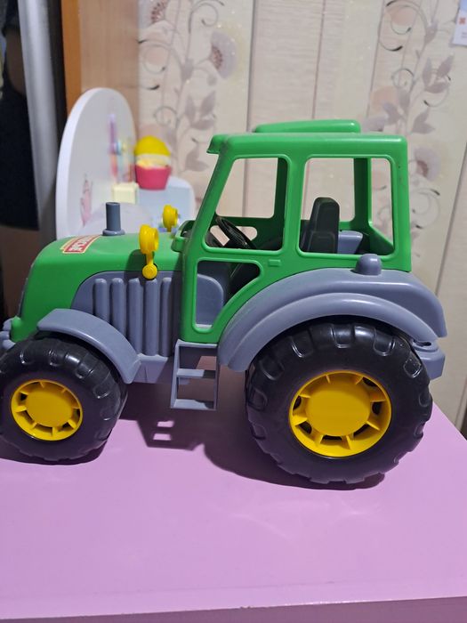 Продам трактор полесье