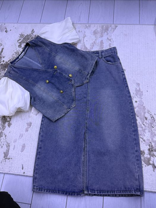 Джинсы все по 2000