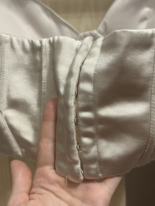 Кремовый корсет Zara