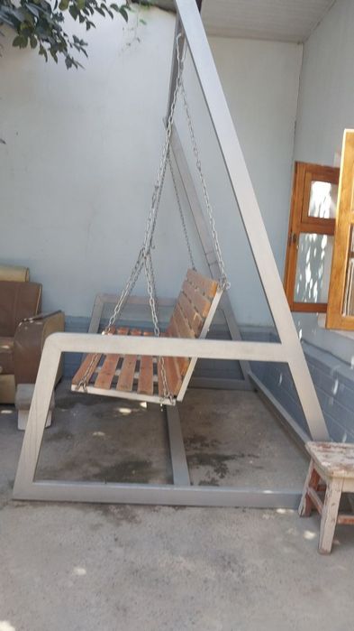 Продаётся качели- скамейка.