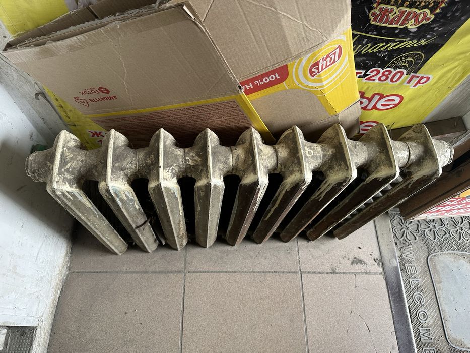 Продам 2 батареи