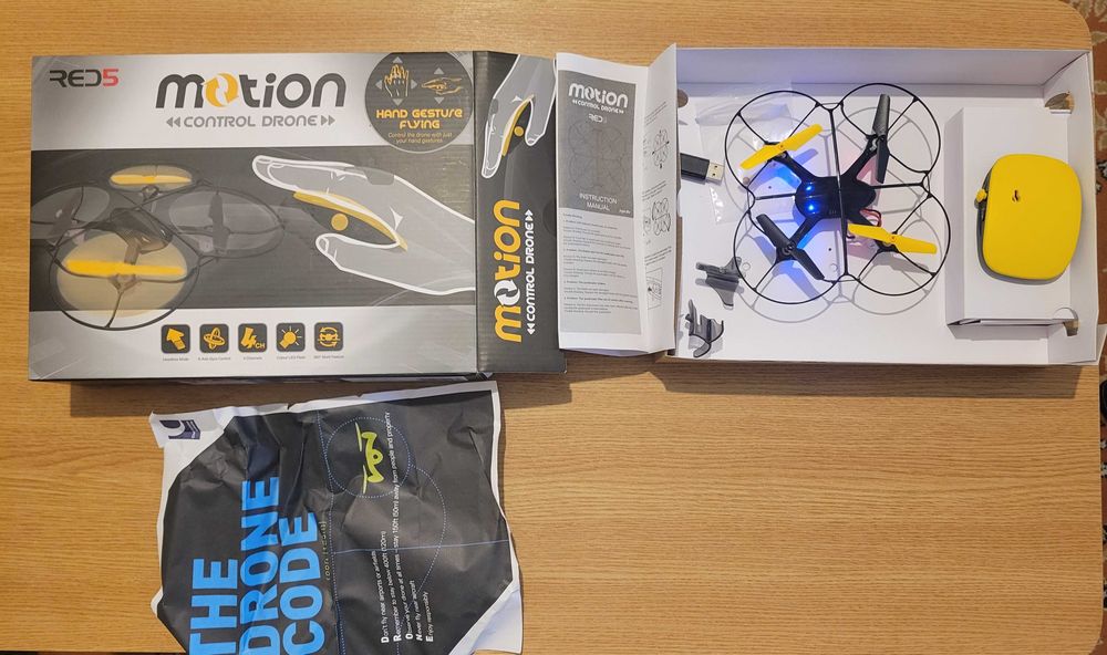 Jucărie mini-dronă RED5 Yellow Motion Control Drone