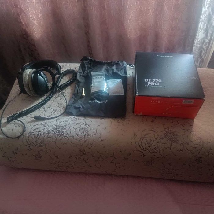 Студийные наушники Beyerdynamic DT 770 PRO 250 Ohm