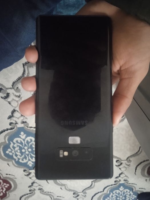 Samsung not 9 yahshi holatda PUBG oʻynash uchun mos telefon