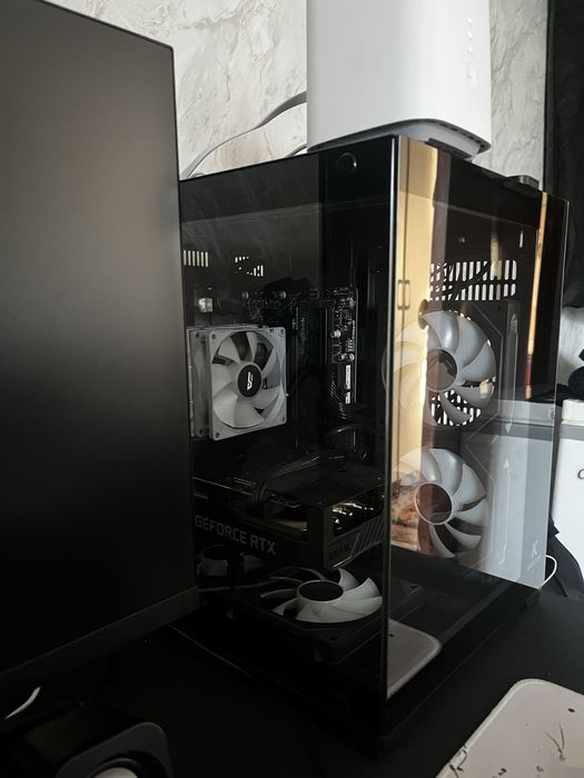 Продаю компьютер вместе с столом