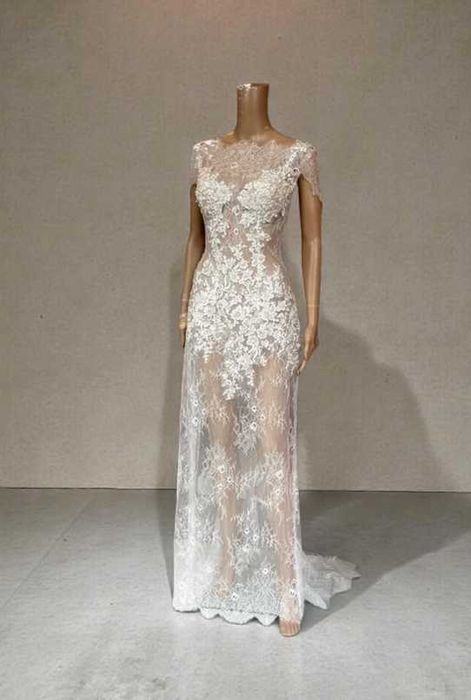 Булчински, абитуриентски и всякакви официални рокли