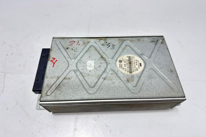 Amplificator audio 4L0035223 Audi Q7 4L