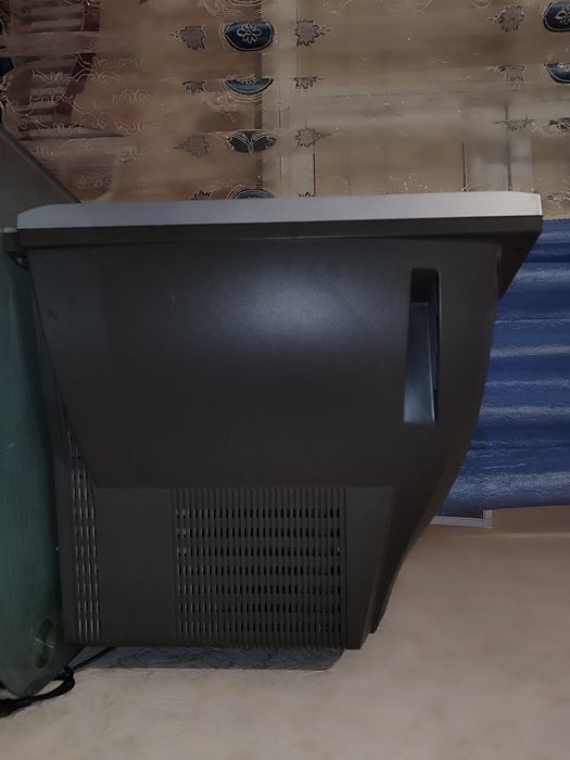 Продается телевизор