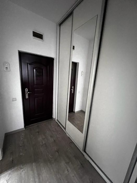 Închiriez garsonieră în cartierul Iris - 30 mp, etajul 2