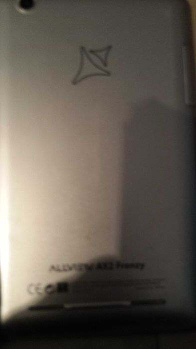 Vînd 2 tablete ambele functionale