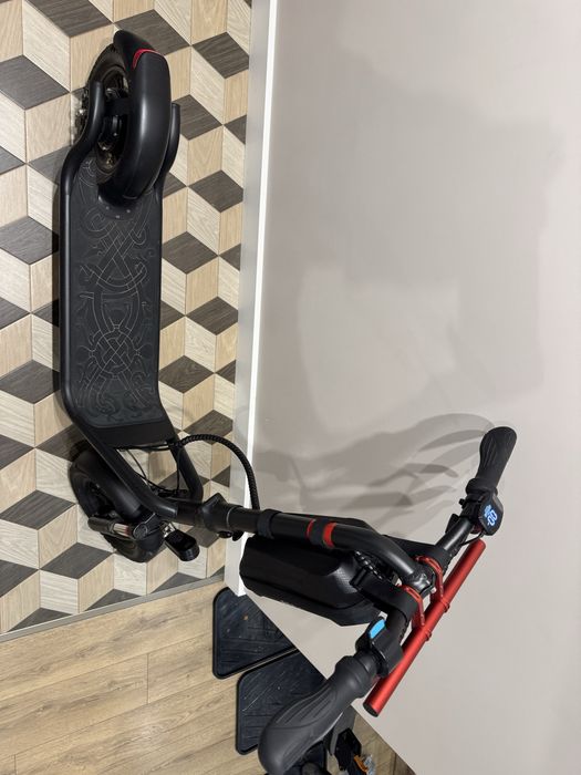 Продам электросамокат Tribe drakkar