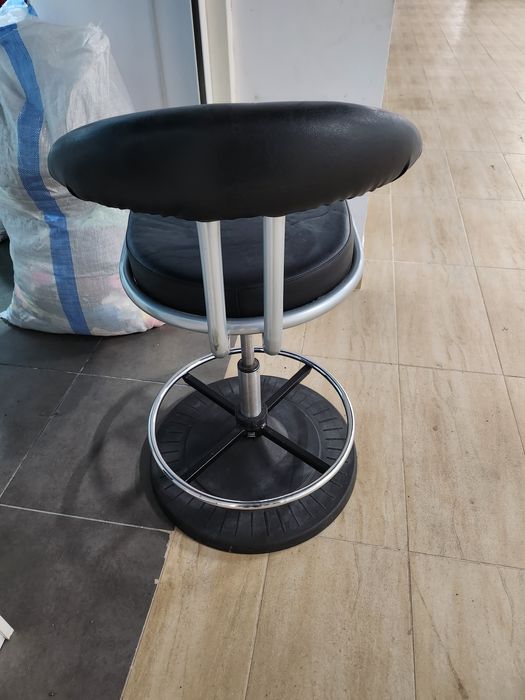 Scaun bar solid culoare negru