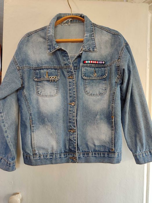 Продам ветровки и джинсовки