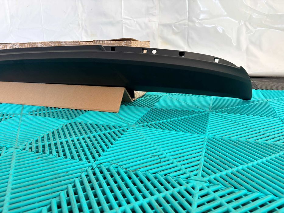 Spoiler bara spate Renault Talisman berlina nou original Renault