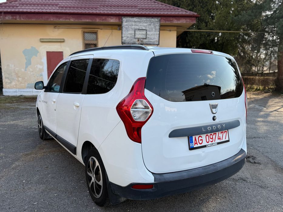 Dacia Lodgy 2015