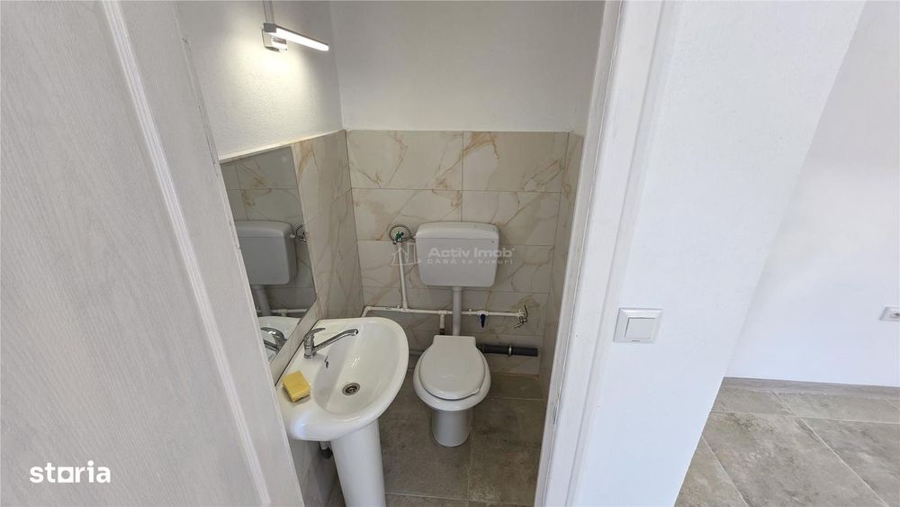 Oravita, Spatiu Comercial, Zona Piata, Usor Negociabil
