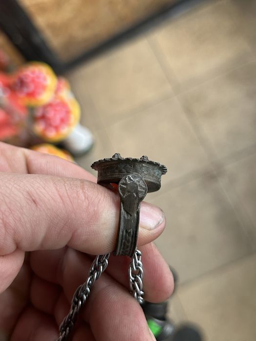 Продавам Пръстени