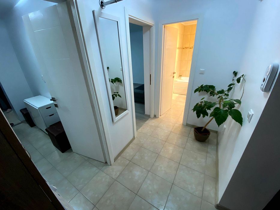 Închiriez garsonieră confort I
